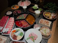 -三出山火锅(南京万象天地店)