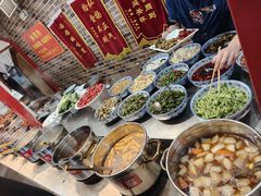 精品毛血旺-王村姑老土炕莜面村(桥东店)