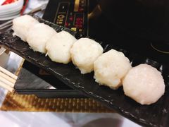 -鲜入围煮花胶鸡海鲜火锅