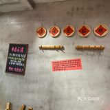 没有科技与狠货，这家螺蛳粉店竟然用螺蛳和鸡架熬制汤底💥
