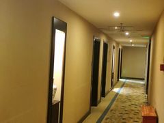 -浙江大酒店(花果园购物中心白宫店)