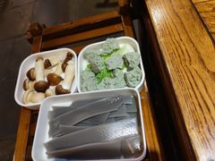 -快活林酸汤鱼鲜品火锅店(甲秀楼店)