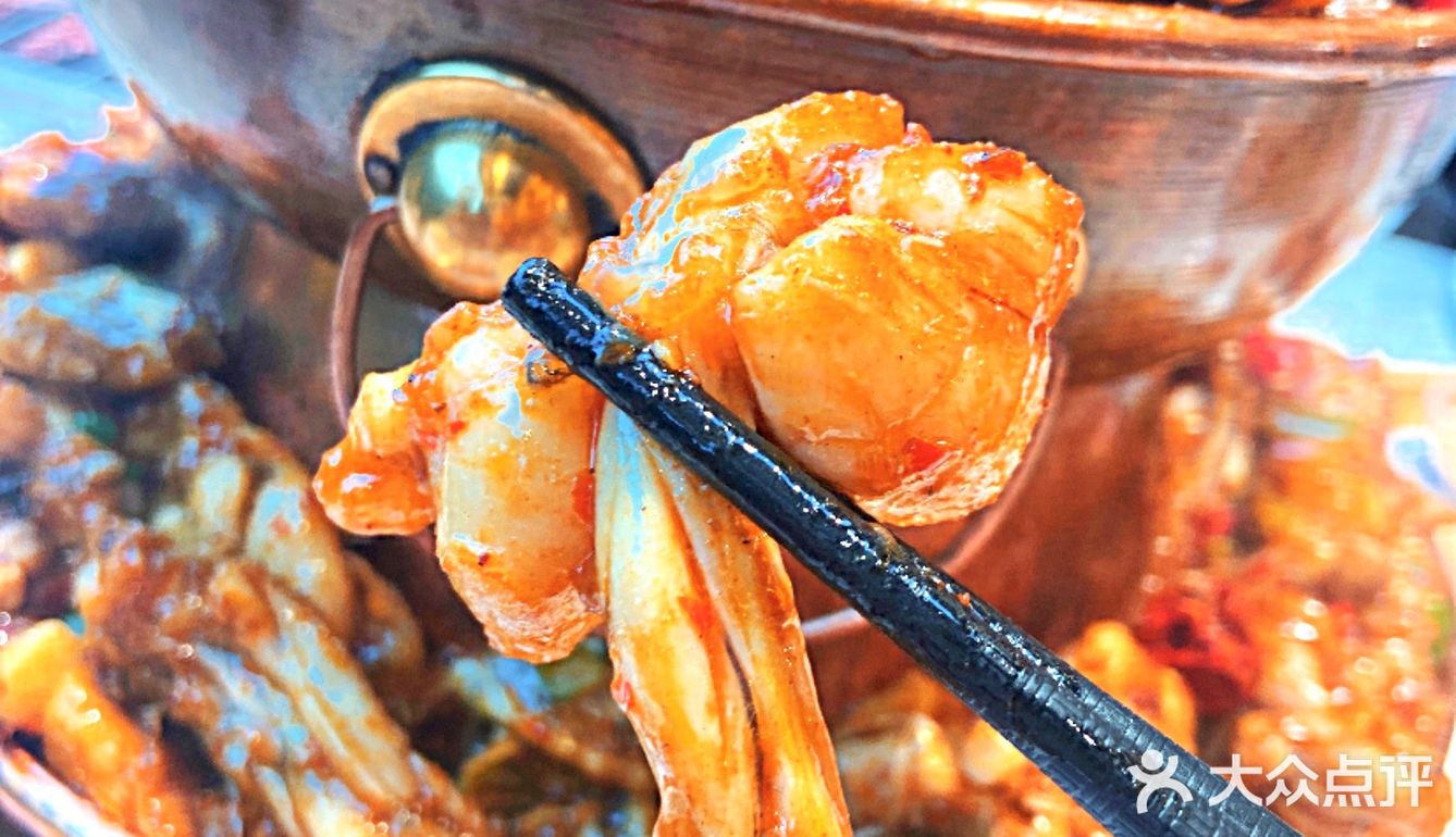 晋江探店｜让人去一次就爱上的老佛爷铜炉蛙锅🐸