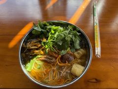 -正宗李家土鸡米线店