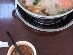 -冒牌富源酸菜猪脚火锅(沐春园店)