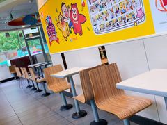 用餐区-麦当劳(宜昌东山大道店)