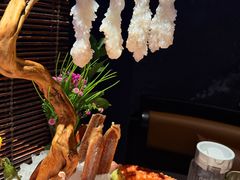 -蟹犇前•帝王蟹雪蟹(陆家嘴店)