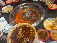 -醉董牛川派鲜肉自选火锅(烟台店)