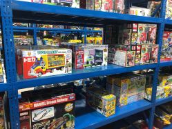 点击看大图 -逝水玩具折扣店
