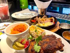 驰名烟熏嫩猪小排-Chili's Cafe&Bar奇利斯(滨江店)