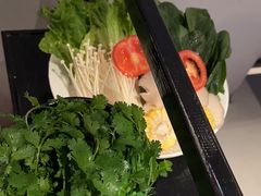 -辣伍鲜毛肚老火锅(元一店)