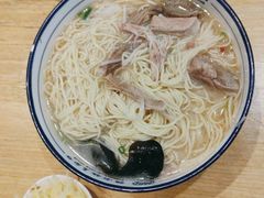 -镇南锅盖面馆(解放路店)