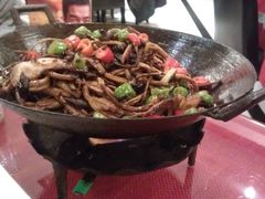 干锅茶树菇-高第街56号餐厅(宝龙店)
