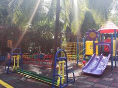 -三亚湾海居铂尔曼度假酒店