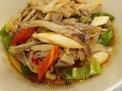 -汗腾格里·风味餐厅(新疆驻京办店)