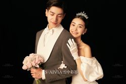 -雪中彩影婚纱摄影·微光艺术中心