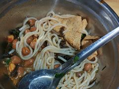 -柳州肥姨妈大骨螺蛳粉(曹路店)