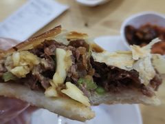 标准火烧-金诚张妈妈羊汤·驴肉火烧(旧宫佳和园店)