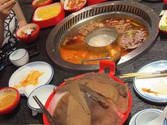 -醉董牛川派鲜肉自选火锅(烟台店)