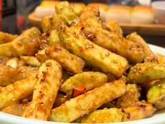 -95号酱骨·一块豆腐(展春园西路店)