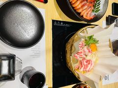 -枝魯枝魯自助料理