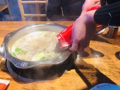 -袁记串串香(梁家巷店)