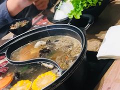 -呷哺呷哺(新世界百货望京店)
