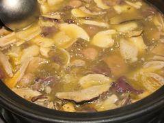 -一朵菌·野生菌探索家火锅(南亚店)