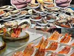 -雍容荟帝王蟹活龙虾展台自助(IFS黑金店)