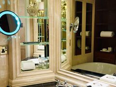 -广州富力丽思卡尔顿酒店