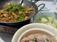 -费大厨辣椒炒肉(黄兴中心广场店)