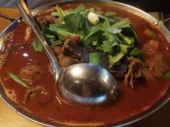 -临江餐馆二楼美食部落