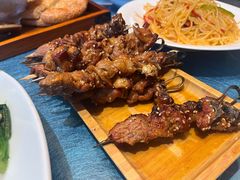 -乡村馕坑肉·烧烤·新疆菜·本地人更爱吃(阿勒泰首店)