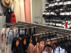 -H&M(鹏欣水游城店)