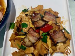 -牛头鱼庄·地道广西菜(鲁班店)