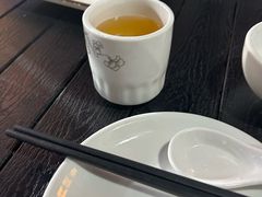 -百盛·牟平烧烤·养马岛海鲜(宁海大街店)