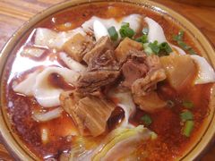 牛肉刀削面-梁记肥肠粉(宽窄巷子店)