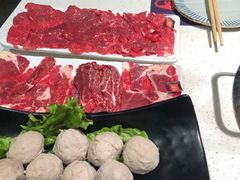 -牛村来人潮汕牛肉火锅(西单店)
