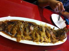 糖醋鲤鱼-老牌坊•鲁菜名店•地道济南菜(大观园商埠店)