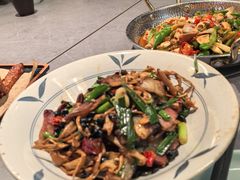 小炒黄牛肉-川芙蓉·市井老川菜(长寿路店)
