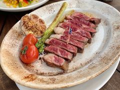 澳洲和牛西冷-MONICH牛排融合餐厅(和义大道购物中心店)