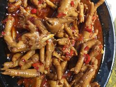 -老闵田螺馆·南昌特色小炒(梦时代店)