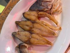 香煎鲳鱼-陈鹏鹏潮汕菜(宝安机场T3航站楼店)