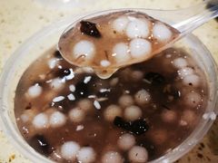 -芳婆糕团店(王府大街店)