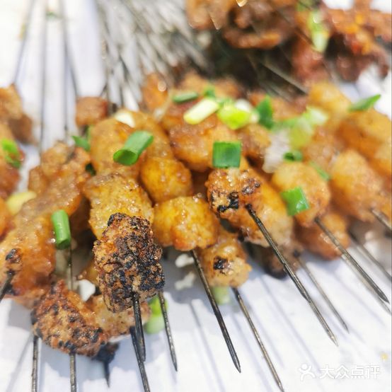 胡老六烤鲜牛肉(华润旗舰店)