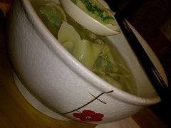 菜肉大馄饨-富源春面馆(四川北路店)