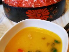 -鲜入围煮花胶鸡海鲜火锅