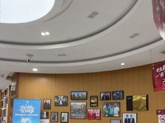 -雅悦齿科(顾村公园店)