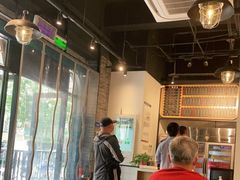 大堂-鲜得来排骨年糕(即墨路店)