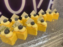 -元一希尔顿酒店·鲜切牛肉火锅禅自助餐厅